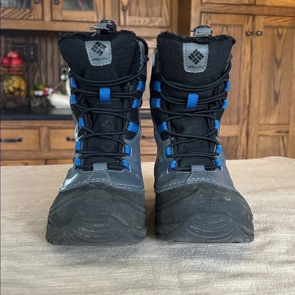 Columbia Bugaboot Celsius 400g Kids Youth Size 2 Winter Snow‎ Boots Black Blue